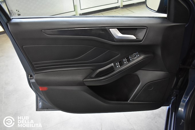 FORD Focus 1.0 EcoBoost Hybrid 125 CV SW ST-Line